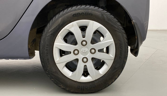 2016 Hyundai Eon MAGNA PLUS, Petrol, Manual, 22,817 km, Left Rear Wheel