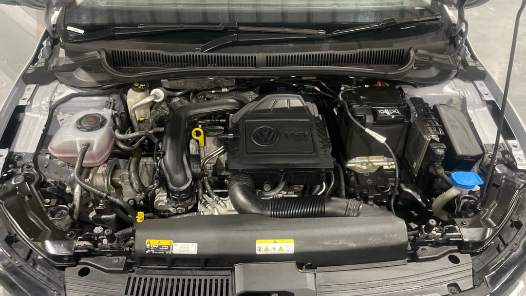 2024 Volkswagen Polo Life, Automatic, 25966 km, Open Bonnet (Engine)