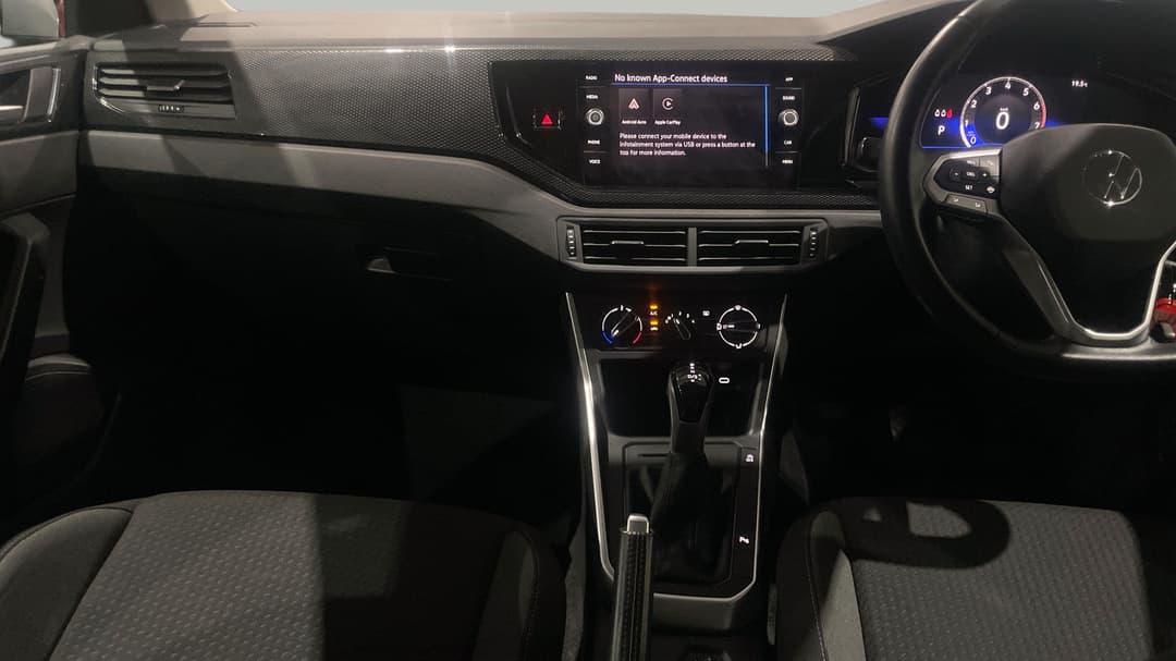 2024 Volkswagen Polo Life, Automatic, 25966 km, Center Console