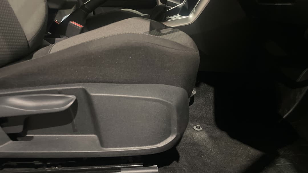 2024 Volkswagen Polo Life, Automatic, 25966 km, Drivers Side Adjustment Panel