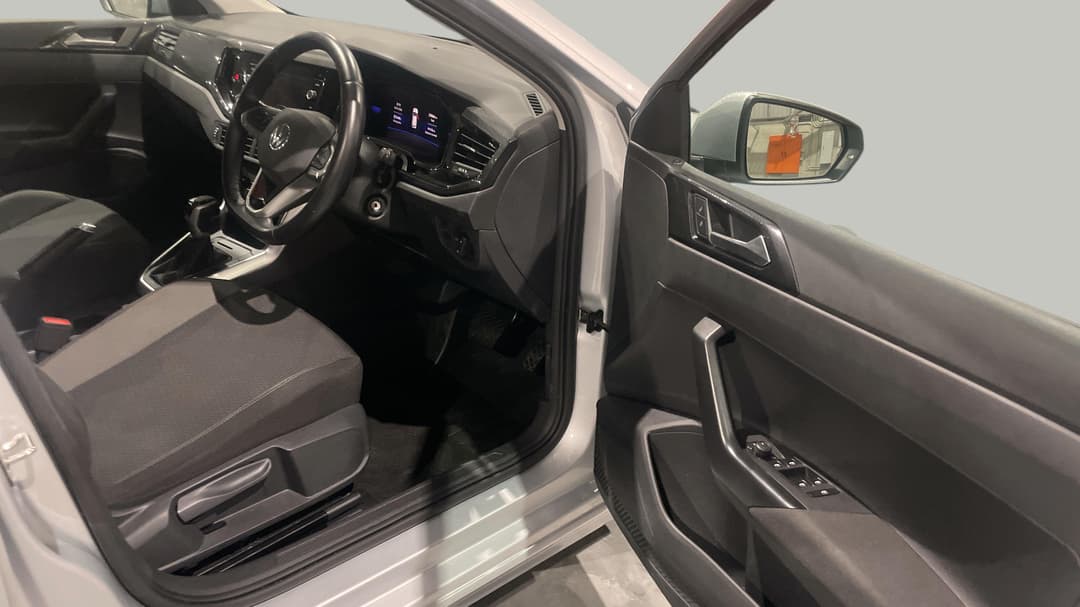 2024 Volkswagen Polo Life, Automatic, 25966 km, Right Side Front Door Cabin View