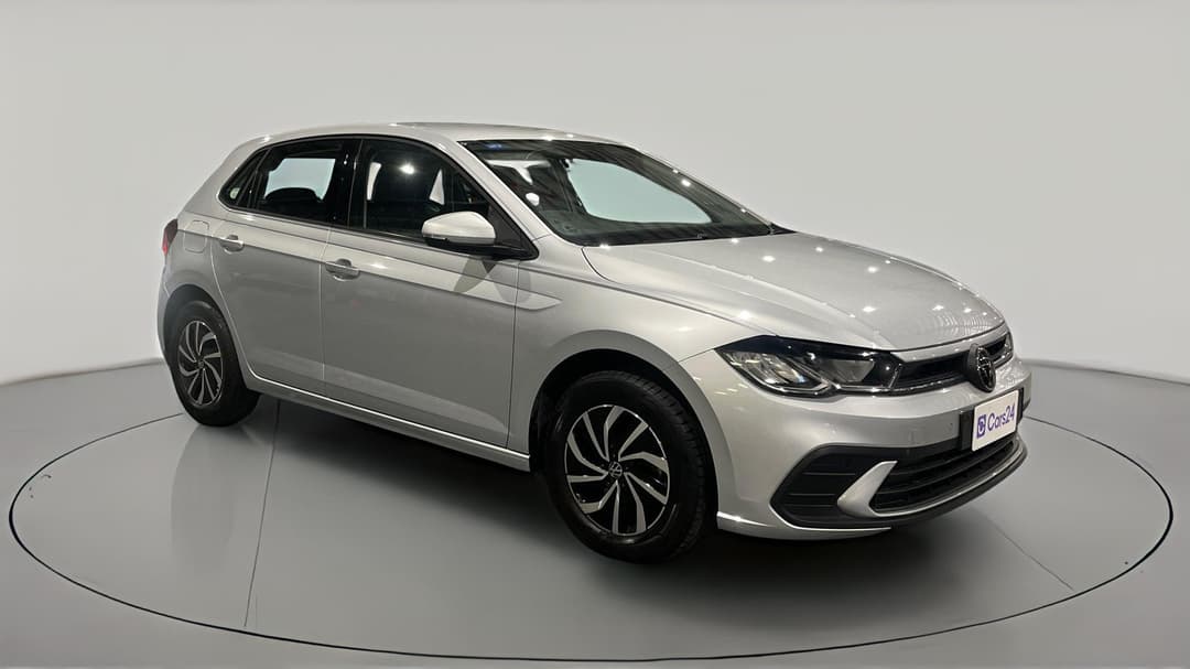 2024 Volkswagen Polo Life, Automatic, 25966 km, Right Front Diagonal (45- Degree) View