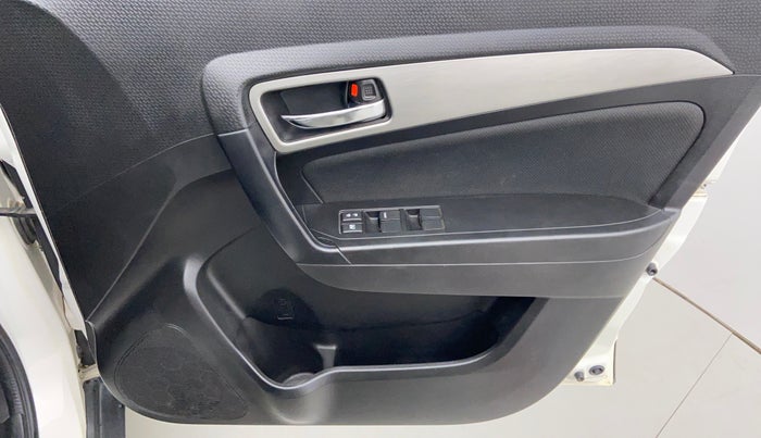 2018 Maruti Vitara Brezza ZDI, Diesel, Manual, 20,431 km, Driver Side Door Panels Controls