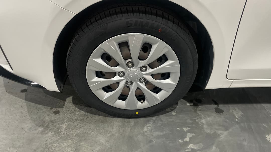 2020 Kia Cerato S, Automatic, 64380 km, Left Front Wheel