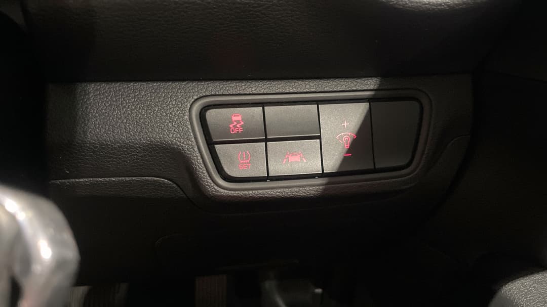 2020 Kia Cerato S, Automatic, 64380 km, Utility Switches/Buttons