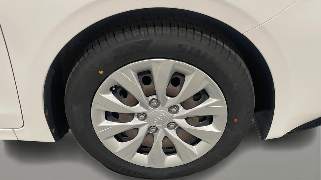 2020 Kia Cerato S, Automatic, 64380 km, Right Front Wheel
