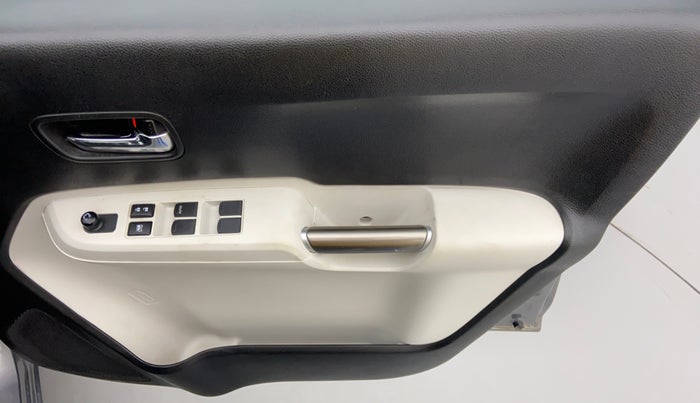 2017 Maruti IGNIS DELTA 1.2 K12 AMT, Petrol, Automatic, 34,867 km, Driver Side Door Panels Control