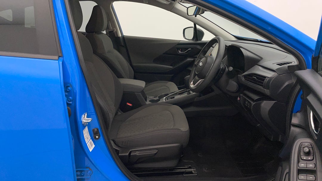 2023 Subaru Crosstrek Awd 2.0l, Automatic, 46537 km, Right Side Front Door Cabin View