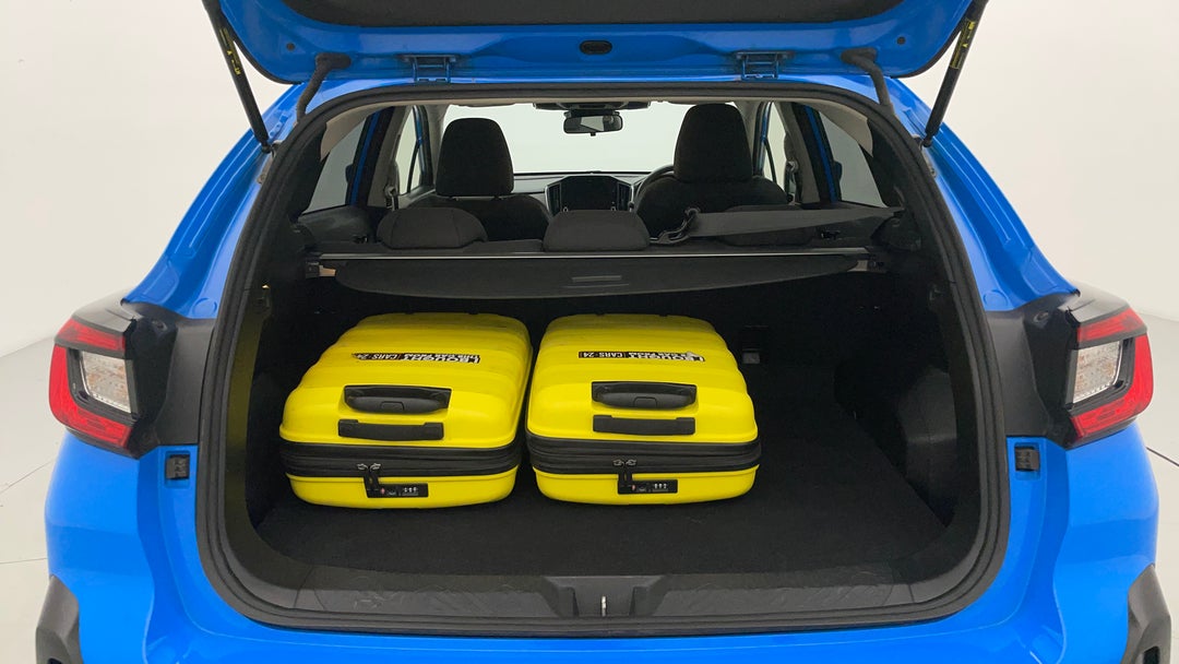 2023 Subaru Crosstrek Awd 2.0l, Automatic, 46537 km, Boot Inside View with Luggage