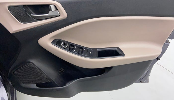 2014 Hyundai Elite i20 MAGNA 1.2, Petrol, Manual, 44,584 km, Driver Side Door Panels Control