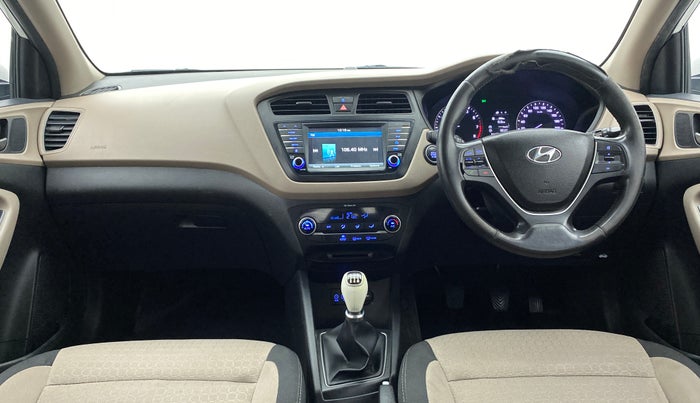 2016 Hyundai Elite i20 ASTA 1.2 (O), Petrol, Manual, 63,868 km, Dashboard