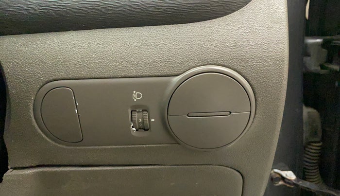 2011 Hyundai i10 MAGNA 1.1, Petrol, Manual, 55,499 km, Dashboard - Headlight height adjustment not working