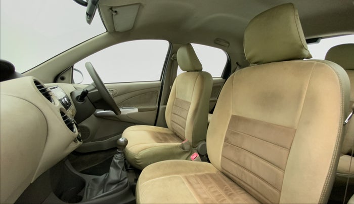2014 Toyota Etios Liva GD, Diesel, Manual, 51,992 km, Right Side Front Door Cabin