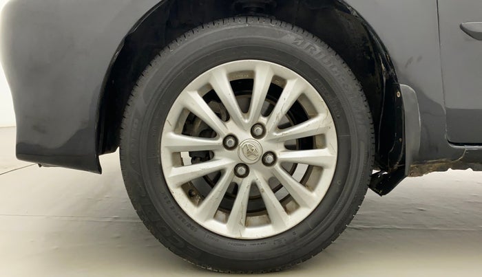 2011 Toyota Etios V, Petrol, Manual, 72,416 km, Left Front Wheel