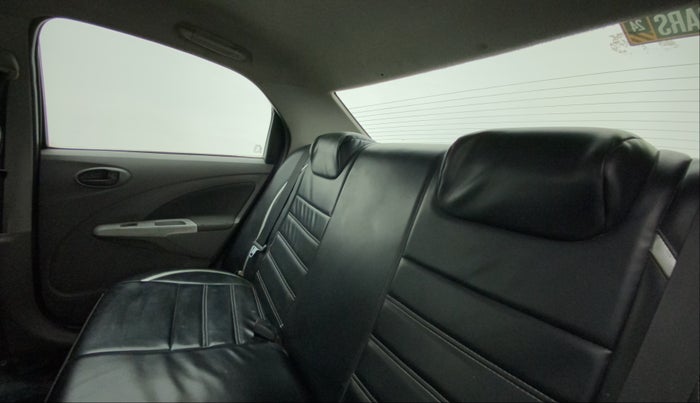 2011 Toyota Etios V, Petrol, Manual, 72,416 km, Right Side Rear Door Cabin