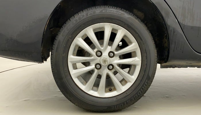 2011 Toyota Etios V, Petrol, Manual, 72,416 km, Right Rear Wheel