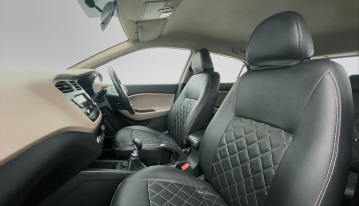2018 Hyundai Elite i20 1.4 CRDI ASTA (O), Diesel, Manual, 71,550 km, Right Side Front Door Cabin