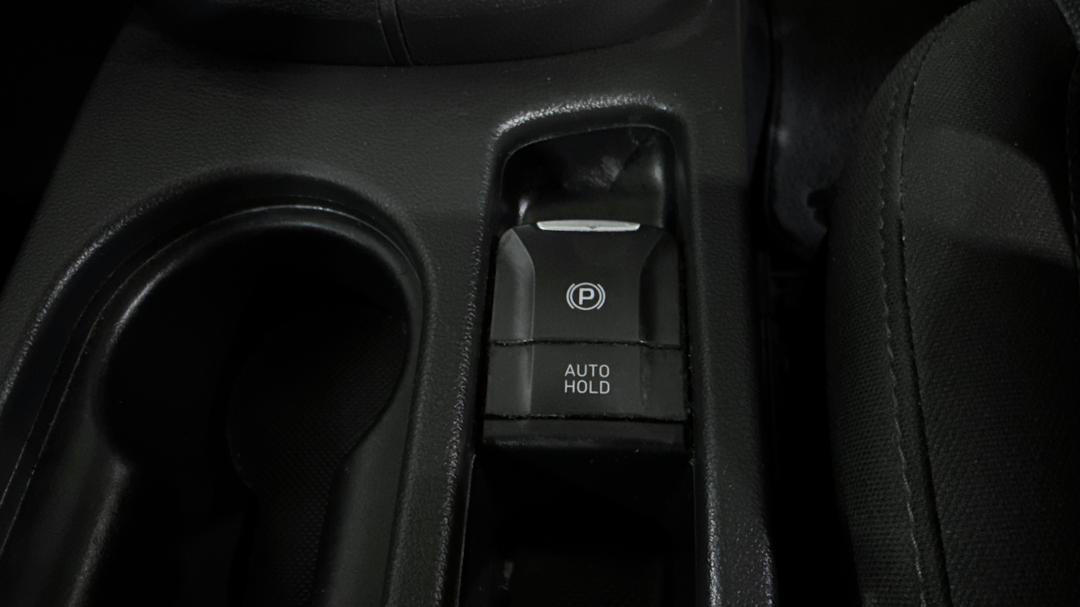 2022 Hyundai Kona (FWD), Automatic, 85105 km, Handbrake