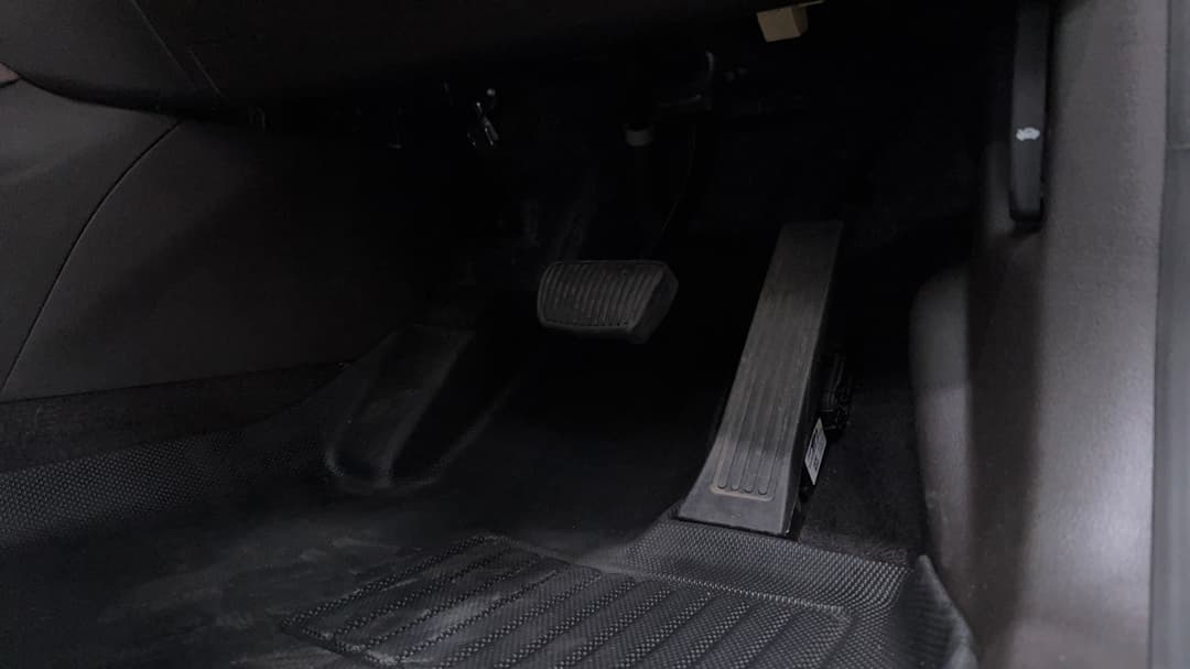 2018 Hyundai Santa Fe Highlander Crdi Satin AWD, Automatic, 62728 km, Pedals and Footmat