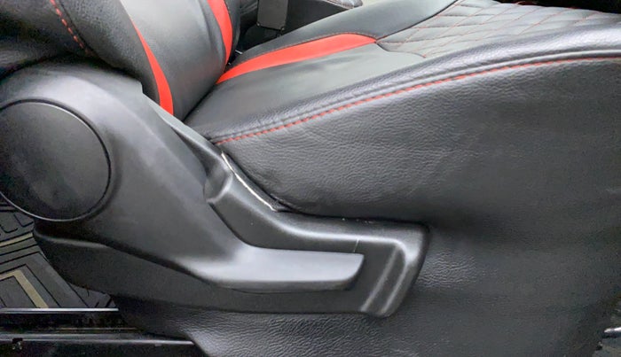 2017 Maruti IGNIS DELTA 1.2 K12 AMT, Petrol, Automatic, 9,641 km, Driver Side Adjustment Panel