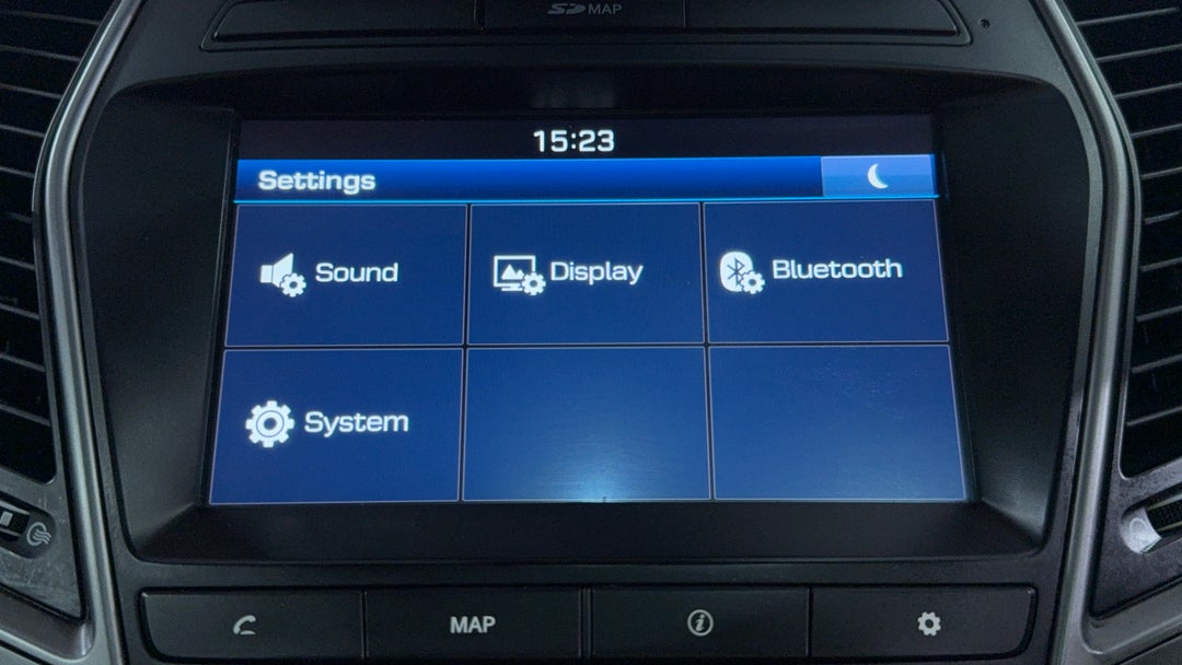 2015 Hyundai Santa Fe Highlander Crdi (4x4), Automatic, 133393 km, Infotainment System