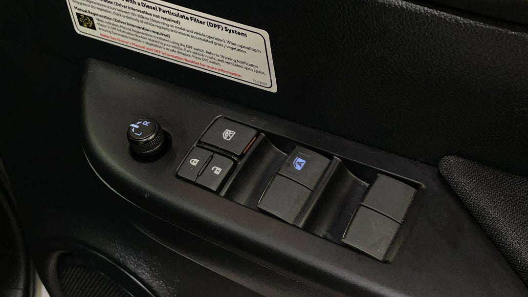 Drivers Side Door Panel Controls