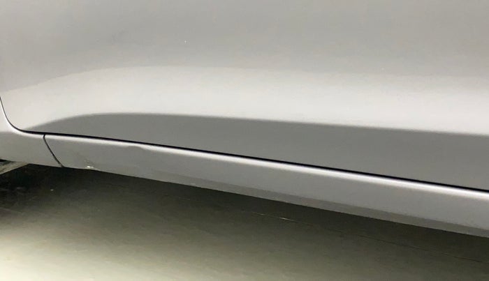 2017 Honda City 1.5L I-VTEC V MT, Petrol, Manual, 76,844 km, Left running board - Paint is slightly faded