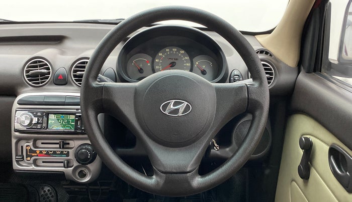 2011 Hyundai Santro Xing GL, Petrol, Manual, 83,915 km, Steering Wheel Close Up