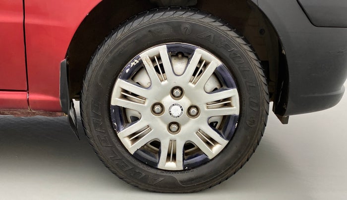 2011 Hyundai Santro Xing GL, Petrol, Manual, 83,915 km, Right Front Wheel