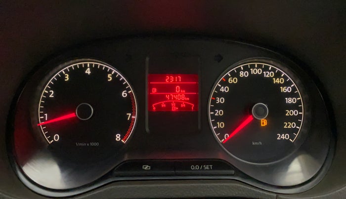 2011 Volkswagen Vento HIGHLINE 1.6 MPI, Petrol, Manual, 47,470 km, Odometer Image