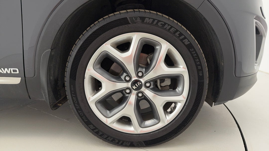 2017 Kia Sorento Platinum (4x4), Automatic, 103503 km, Right Front Wheel