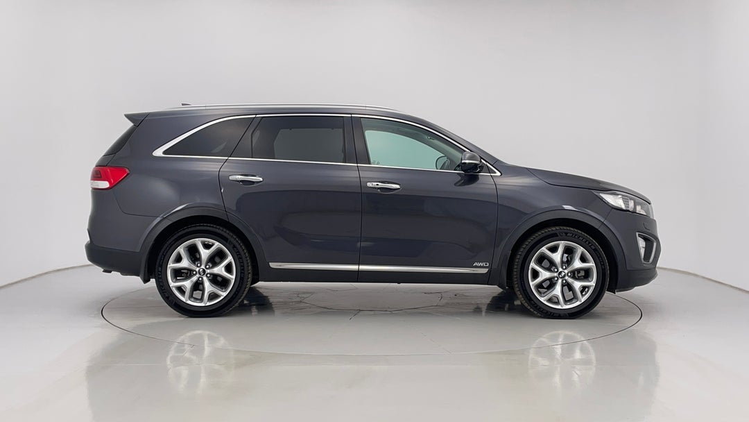 2017 Kia Sorento Platinum (4x4), Automatic, 103503 km, Right Side View