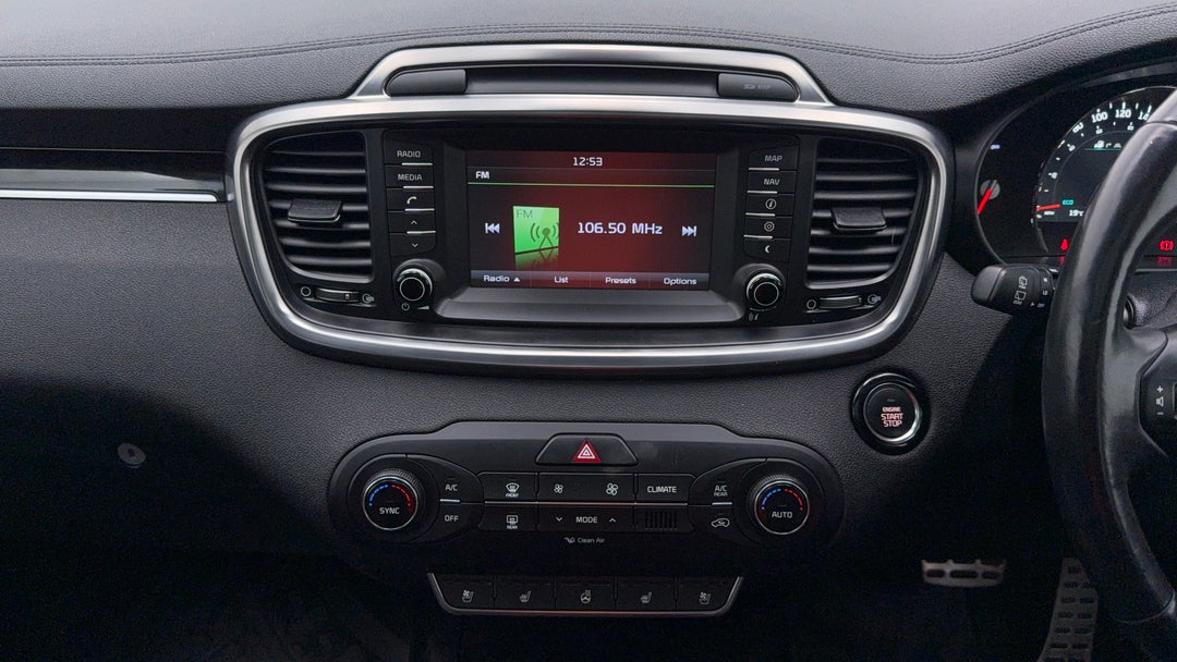 2017 Kia Sorento Platinum (4x4), Automatic, 103503 km, Center Console