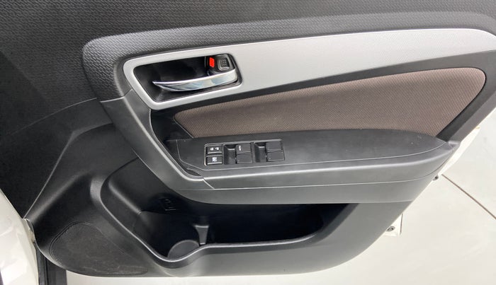 2021 Toyota URBAN CRUISER PREMIUM GRADE AT, Petrol, Automatic, 17,876 km, Driver Side Door Panels Control