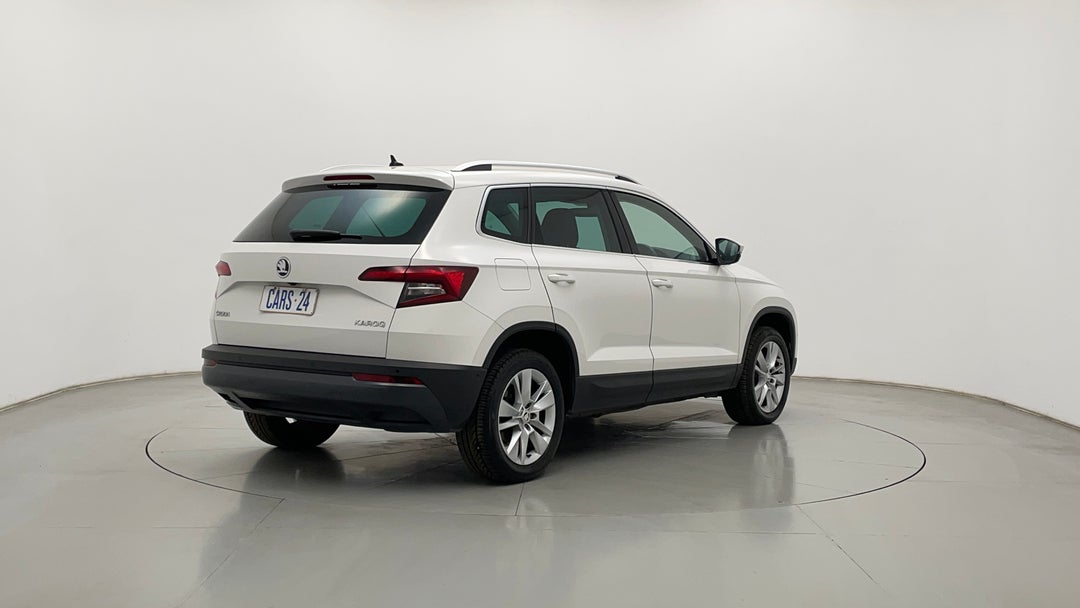 Right Back Diagonal (45- Degree) View