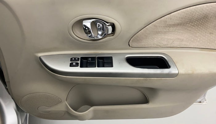 2014 Nissan Micra XV CVT, Petrol, Automatic, 64,081 km, Driver Side Door Panels Control