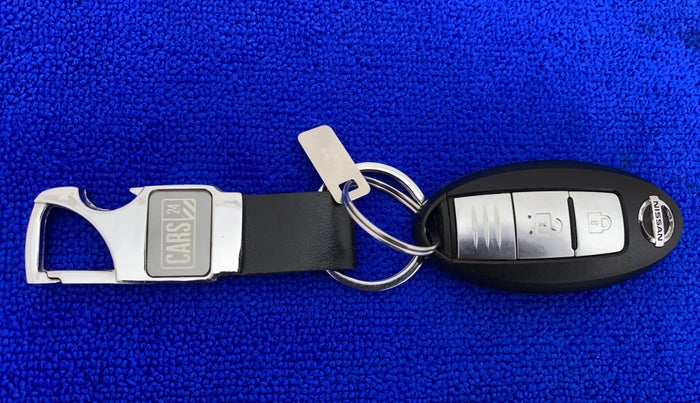 2014 Nissan Micra XV CVT, Petrol, Automatic, 64,081 km, Key Close Up