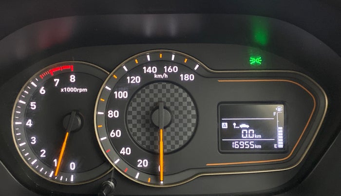 2018 Hyundai NEW SANTRO ASTA 1.1 MT, Petrol, Manual, 17,076 km, Odometer Image