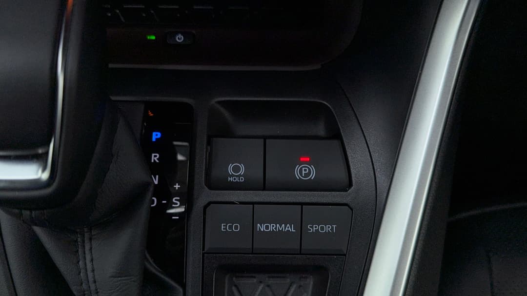 2025 Toyota RAV4 Cruiser (2WD) Hybrid, Automatic, 2541 km, Handbrake