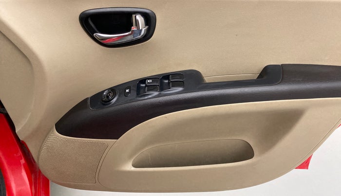 2011 Hyundai i10 SPORTZ 1.2, Petrol, Manual, 74,895 km, Driver Side Door Panels Control