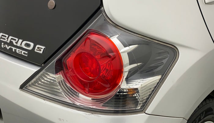 2014 Honda Brio S MT, Petrol, Manual, 58,687 km, Right tail light - Minor scratches