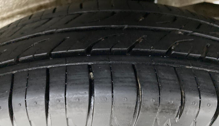 2019 Maruti New Wagon-R LXI CNG 1.0 L, CNG, Manual, 88,716 km, Left Rear Tyre Tread