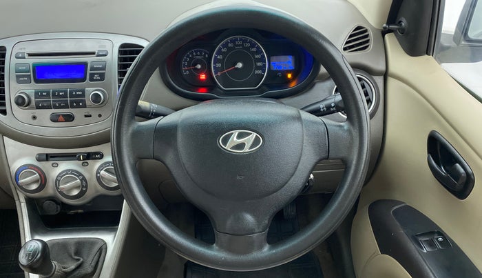 2011 Hyundai i10 ERA 1.1 IRDE, Petrol, Manual, 38,037 km, Steering Wheel Close Up