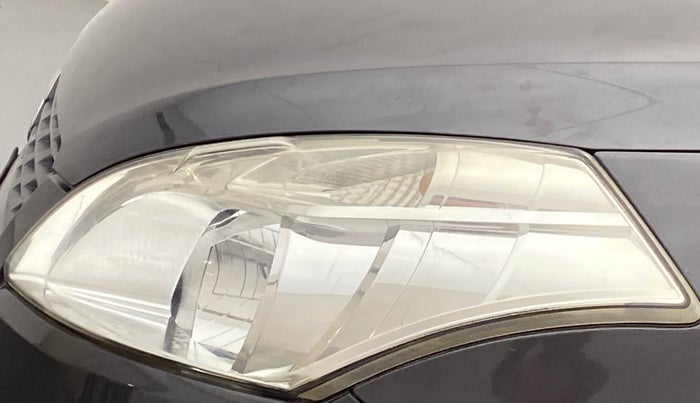 2014 Maruti Ertiga VXI CNG, CNG, Manual, 1,05,177 km, Left headlight - Faded