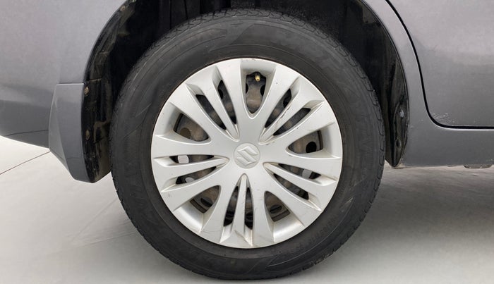 2014 Maruti Ertiga VXI CNG, CNG, Manual, 1,05,177 km, Right Rear Wheel