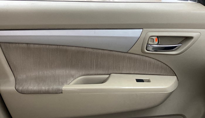 2014 Maruti Ertiga VXI CNG, CNG, Manual, 1,05,177 km, Left front window switch / handle - Power window makes minor noise