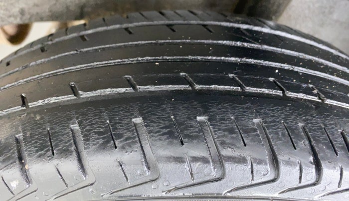 2018 Datsun Redi Go T (O), Petrol, Manual, 58,399 km, Left Rear Tyre Tread