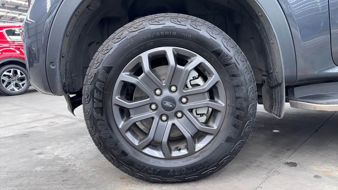 2023 Ford Ranger Wildtrak 3.0 (4x4), Automatic, 33022 km, Left Front Wheel