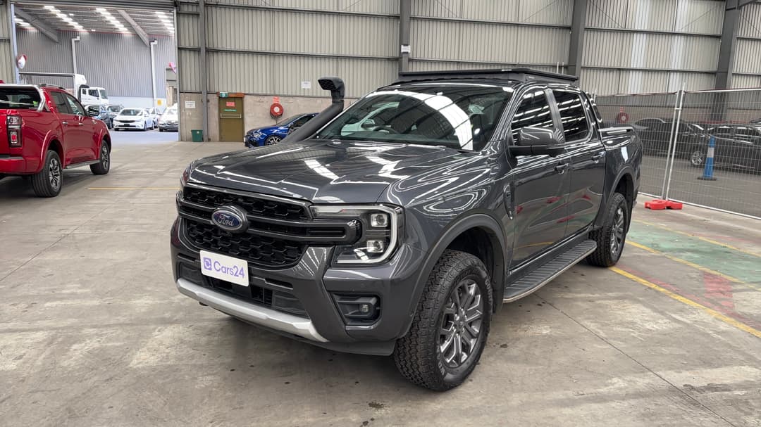 2023 Ford Ranger Wildtrak 3.0 (4x4), Automatic, 33022 km, Left Front Diagonal (45- Degree) View
