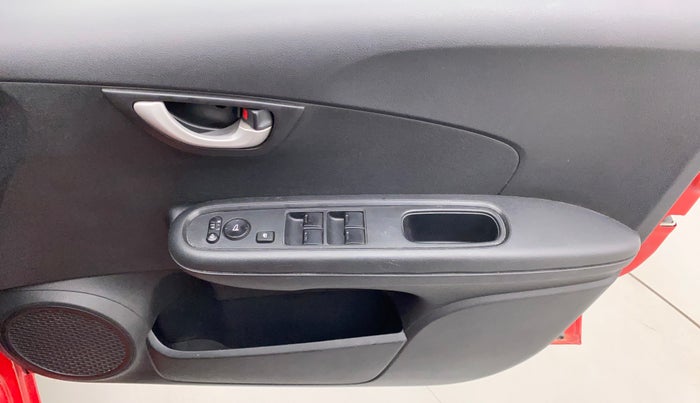 2017 Honda Brio VX AT, Petrol, Automatic, 32,453 km, Driver Side Door Panels Control